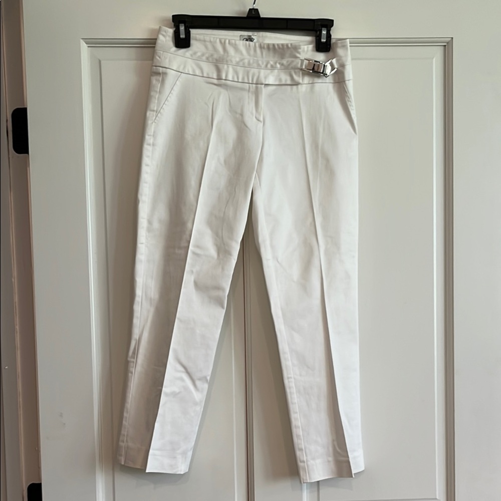 Cache White Pants with Stylish Buckle